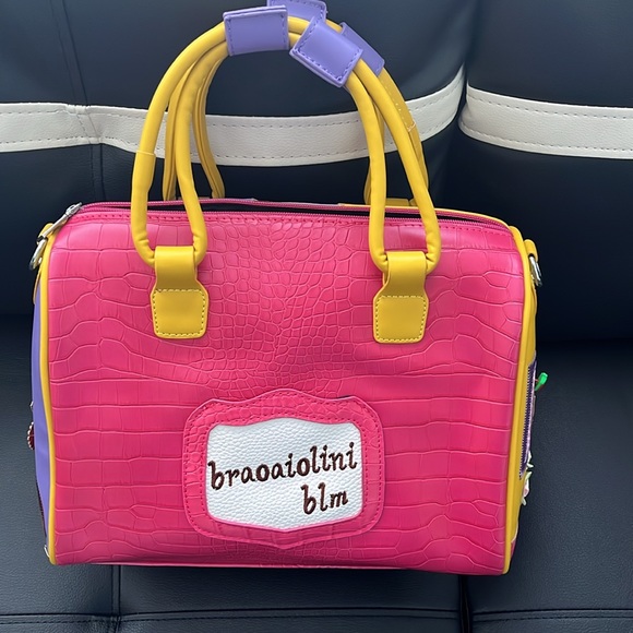 Cutest Pocketbook Ever 😊 - Picture 3 of 6